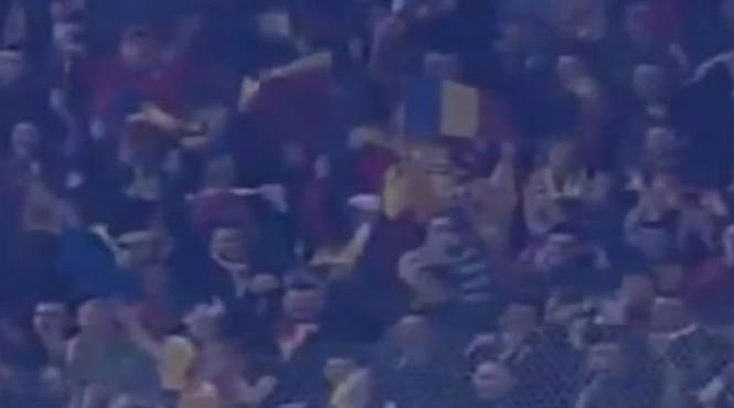 opt suporteri romani retinuti in grecia pentru detinere de torte si fumigene