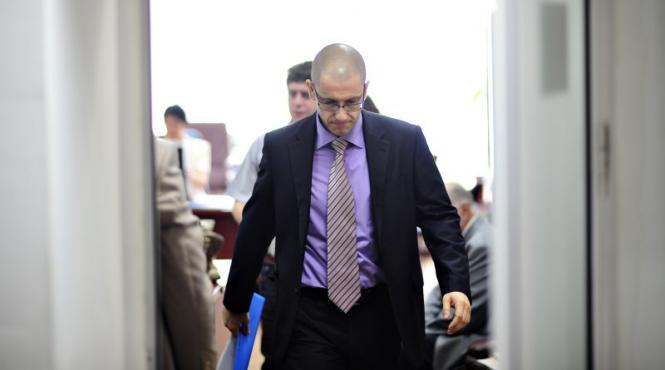 papici uns la ora 12 00 in functia de sef de sectie la dna