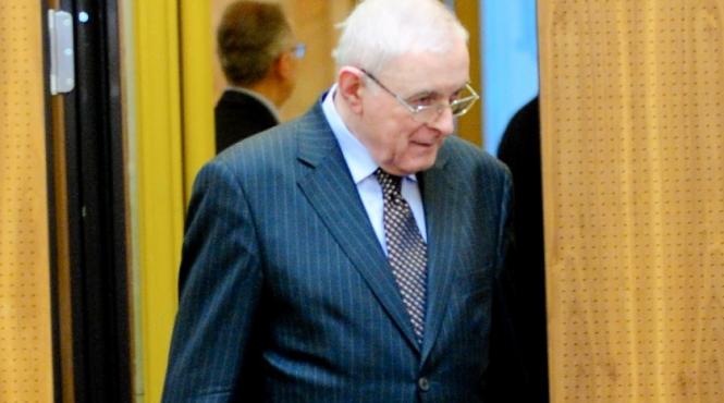 bnr s a autosesizat sa faca control la cec vasilescu din comisie vor face parte oameni tineri care nu si vor compromite numele si cariera