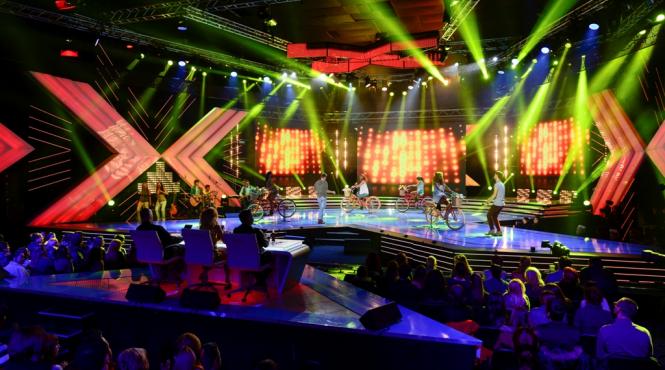 antena 1 straluceste la 20 de ani de ziua sa postul din baneasa a fost lider absolut de audienta