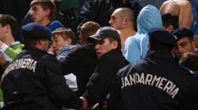 mai multi suporteri ai petrolul ploiesti vor sa dea in judecata jandarmeria