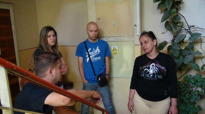 mii de oameni raman fara case dupa ce au luat credite de la banci deposedarea de imobile facandu se dupa un tipar