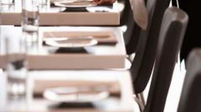 cum isi insala restaurantele clientii metodele preferate