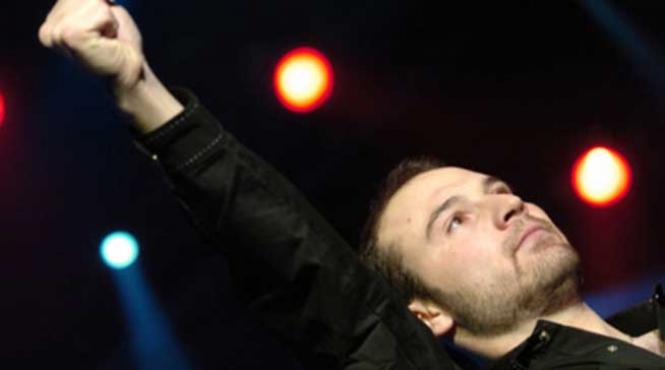 mitza bere gratis canta cu trooper