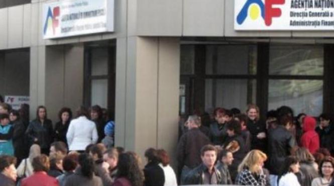 pacientii cu venituri de pana la 700 de lei ar putea obtine retete compensate numai cu adeverinta de la anaf