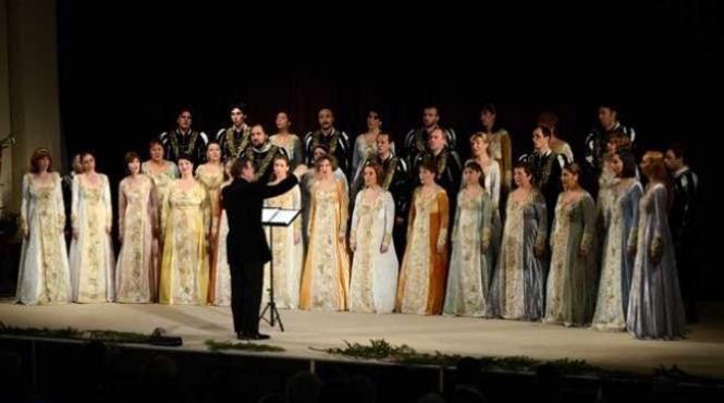 corul national de camera madrigal a primit crucea patriarhala pentru laici