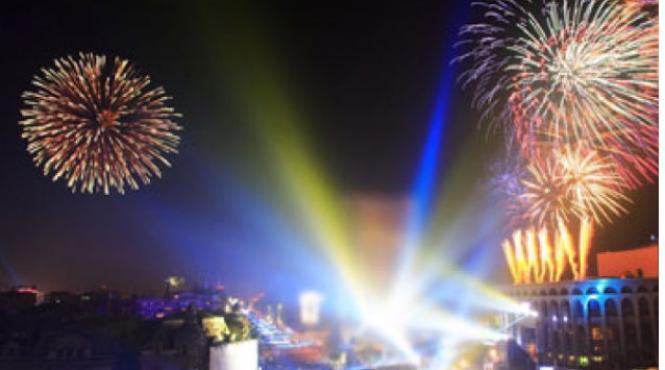 revelion in piata constitutiei 2014 incepe cu vedete si hituri