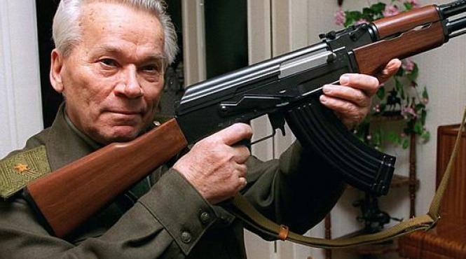 mihail kalashnikov inmormantat cu onoruri militare langa moscova