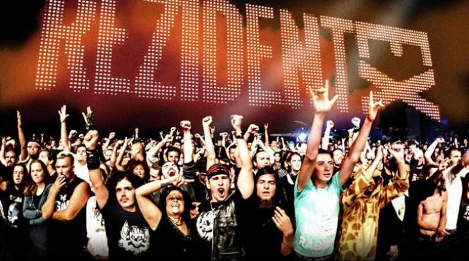 vrei sa fii solist vocal la rezident ex