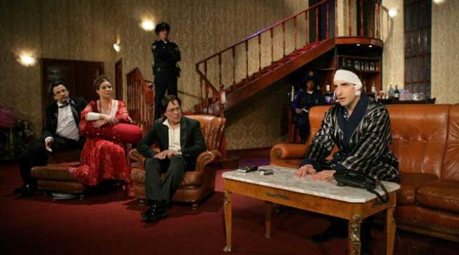 nu doar zvonuri ci si barfe si minciuni reprezentatia celui mai nou spectacol al tnb la 25 ianuarie