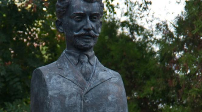 a fost furat bustul din bronz al istoricului ioan rusu sirianu de pe aleea personalitatilor din arad