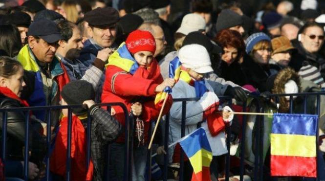 ziua micii uniri ziua marilor huiduieli antonescu ponta si basescu fluierati la iasi