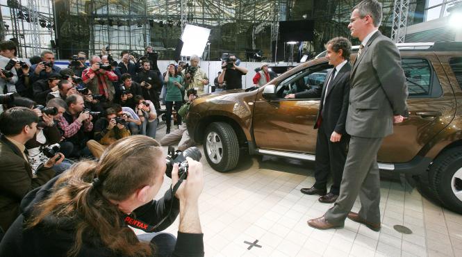 piata auto 2013 dacia logan sandero duster ford b max