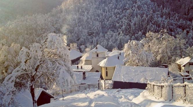 ajutoare alimentare de urgenta la un schit de maicute izolat din buzau