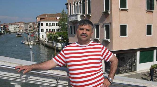 exclusiv politistul din cea mai bogata comuna a romaniei cumpara terenuri la preturi de 50 de ori mai mici