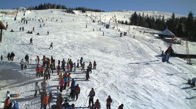 zi perfecta de schi in romania vezi imagini live de pe partii pe webcam jurnalul ro