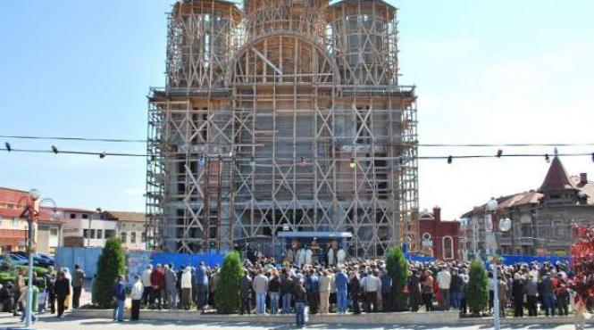 mehedinti cj a alocat 500 000 de lei pentru catedrala episcopala din drobeta turnu severin