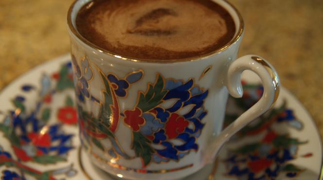 o cafea atat de tare incat nici un taur nu ar putea sa cada in ea