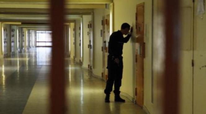 presupus criminal eliberat din arest pentru ca faxul nu mai avea cerneala