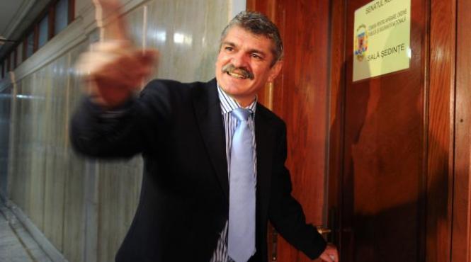 parlamentul discuta mutarea sts la ministerul de interne proiectul de lege este dezbatut de urgenta