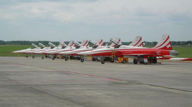 fabulos avioanele de vanatoare elvetiene nu au intervenit in cazul aeronavei deturnate pentru ca incidentul s a petrecut in afara orelor de lucru