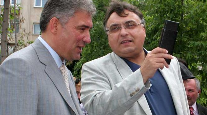 astra scandal politico financiar banii companiei dati pentru propaganda basista