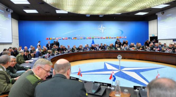 reuniune la bruxelles ministrii apararii din statele nato vor discuta despre situatia din ucraina