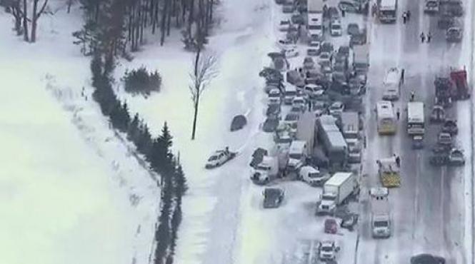 accident in lant in canada 96 de masini implicate in ciocniri pe o autostrada