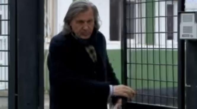 ilie nastase i a vizitat pe borcea i fra ii ioan i victor becali la penitenciarul poarta alba am venit la prietenii mei