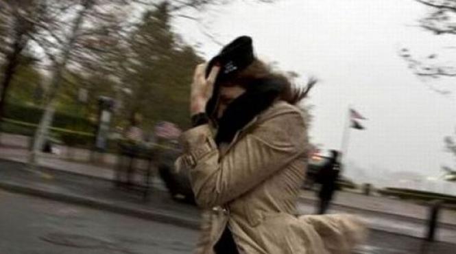 cod galben de vant puternic in capitala si 8 judete in urmatoarele ore