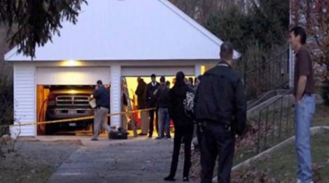 si a platit facturile timp de sase ani dupa ce a murit cadavrul a fost descoperit abia cand banca i a confiscat casa