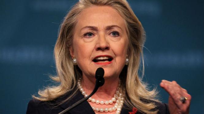 hillary clinton putin incearca sa redeseneze granitele europei de est