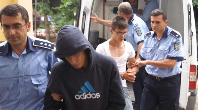 inchisoare pe viata pentru criminalii care au ucis pentru droguri