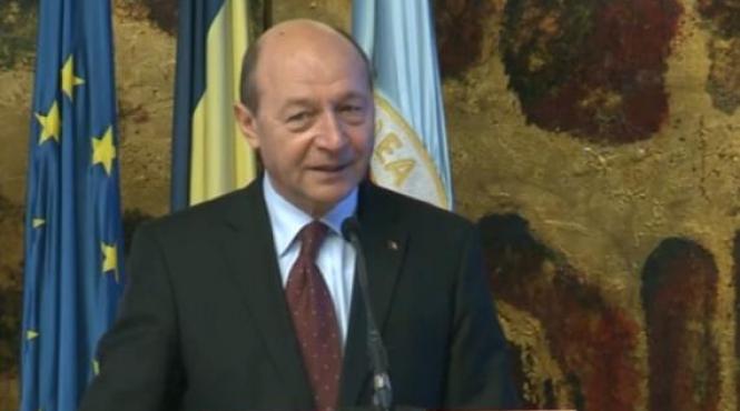 basescu la congresul avocatilor parlamentul blocheaza justitia
