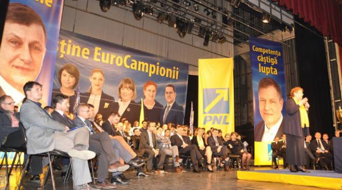 crin antonescu despre muzica folosita in campanie ar trebi ac dc sa ne dea bani pentru ca le am facut propaganda