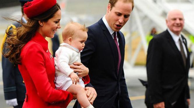 bebelusul regal in vizita la capatul lumii familia princiara britanica si a inceput turneul in noua zeelanda si australia