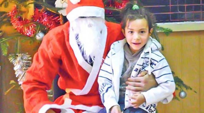 au trecut 21 de zile de cand a disparut claudia cazul fetitei de 5 ani seamana izbitor cu povestea roxanei iakab