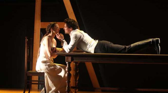 lev dodin aduce la festivalul de la sibiu noul sau succes intriga si iubire