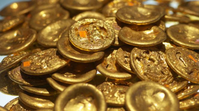 800 de monede de aur confiscate la vama cenad