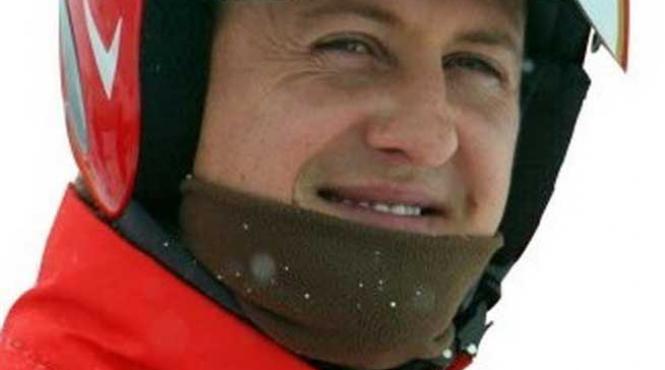 familiei schumacher i s au restituit casca de protectie si camera video ale campionului