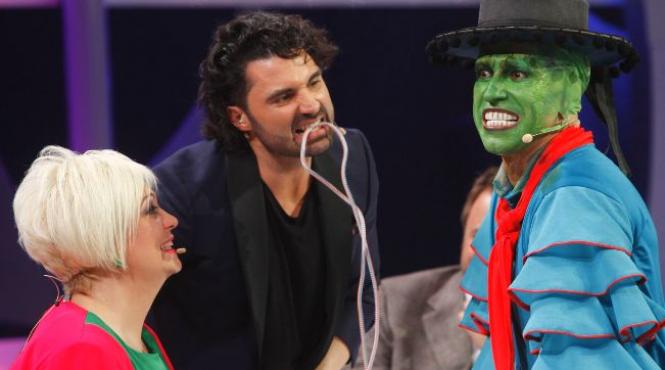 doru todoru a platit 200 de euro ca sa i puna din i ca ai lui jim carrey