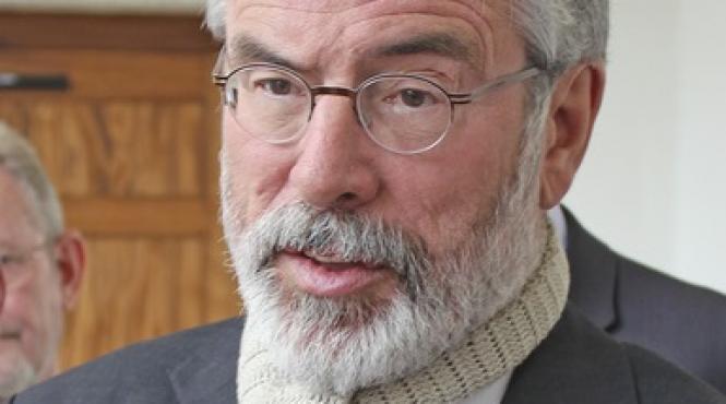 liderul irlandez gerry adams arestat pentru o presupusa crima din 1972