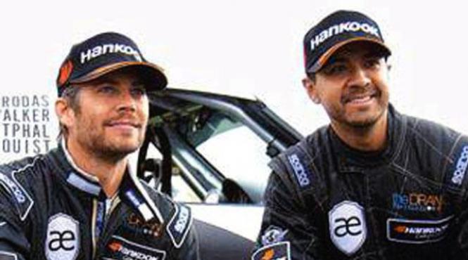 masinile actorului paul walker vor fi scoase la licitatie