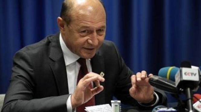basescu la conferinta agricultorilor 2014 in viata trebuie sa faci doua lucruri sa faci copii si sa ai pamant