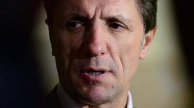 gica popescu a parasit penitenciarul si ajuns la calafat fostul international va participa la inmormantarea tatalui sau