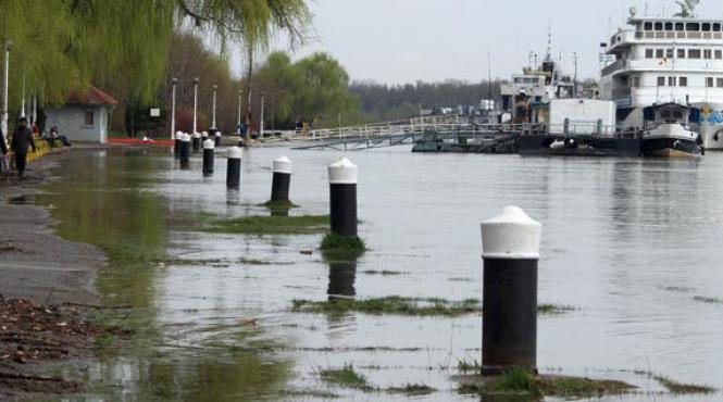 dunarea se apropie de cota de inundatie in giurgiu