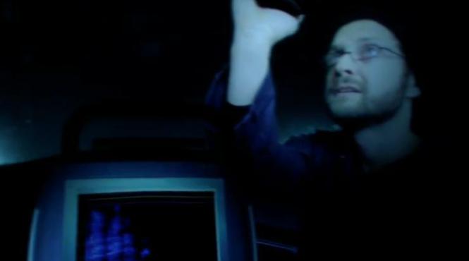 imagini halucinante filmate in marea groenlandei ce a surprins echipajul unui submarin la peste 900 de metri adancime video