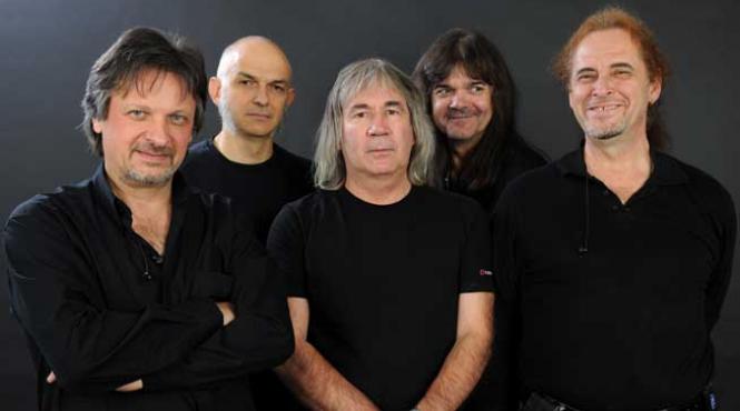 asta lume si muza mea cu celelalte cuvinte