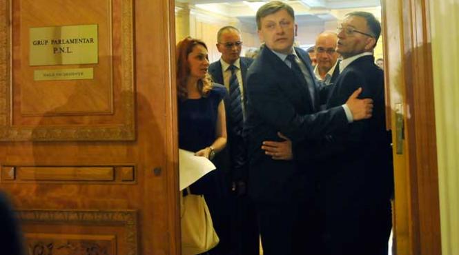 liderul pnl devenit intre timp interimar vrea sa si mute partidul in ppe