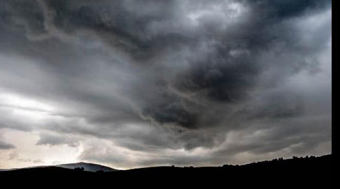 anm a emis cod galben de averse si grindina pentru trei judete din oltenia